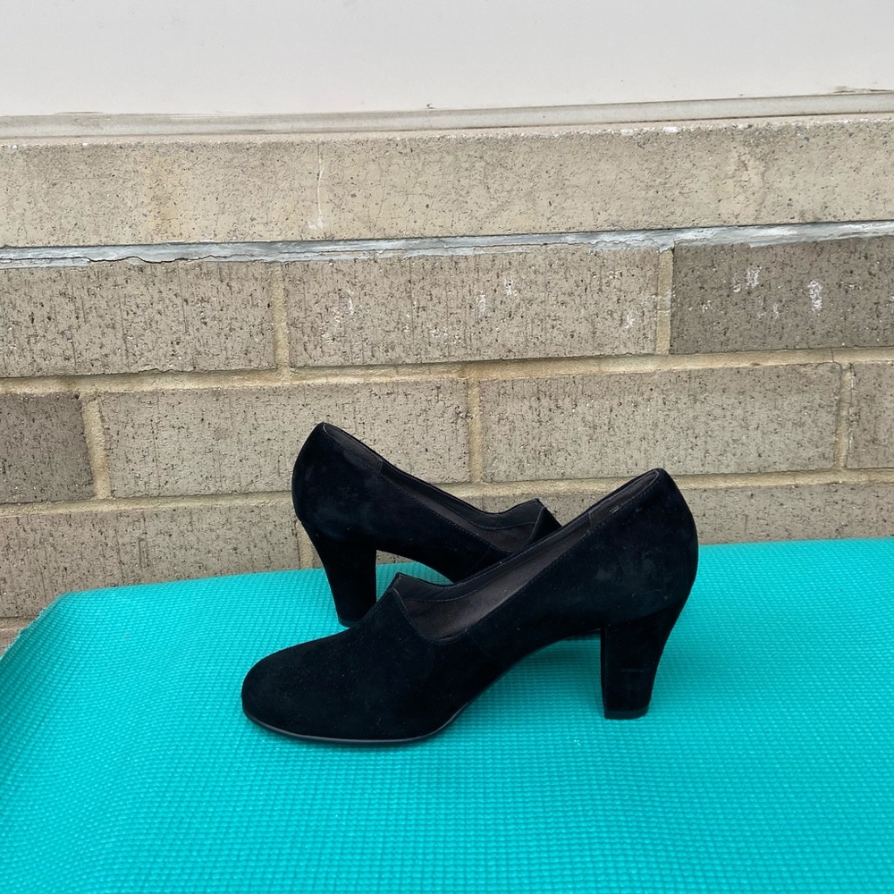 AEROSOLES HEEL REST SHOES - Picture 4 of 6